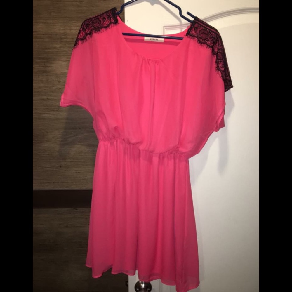 Chiffon Dress w/lace